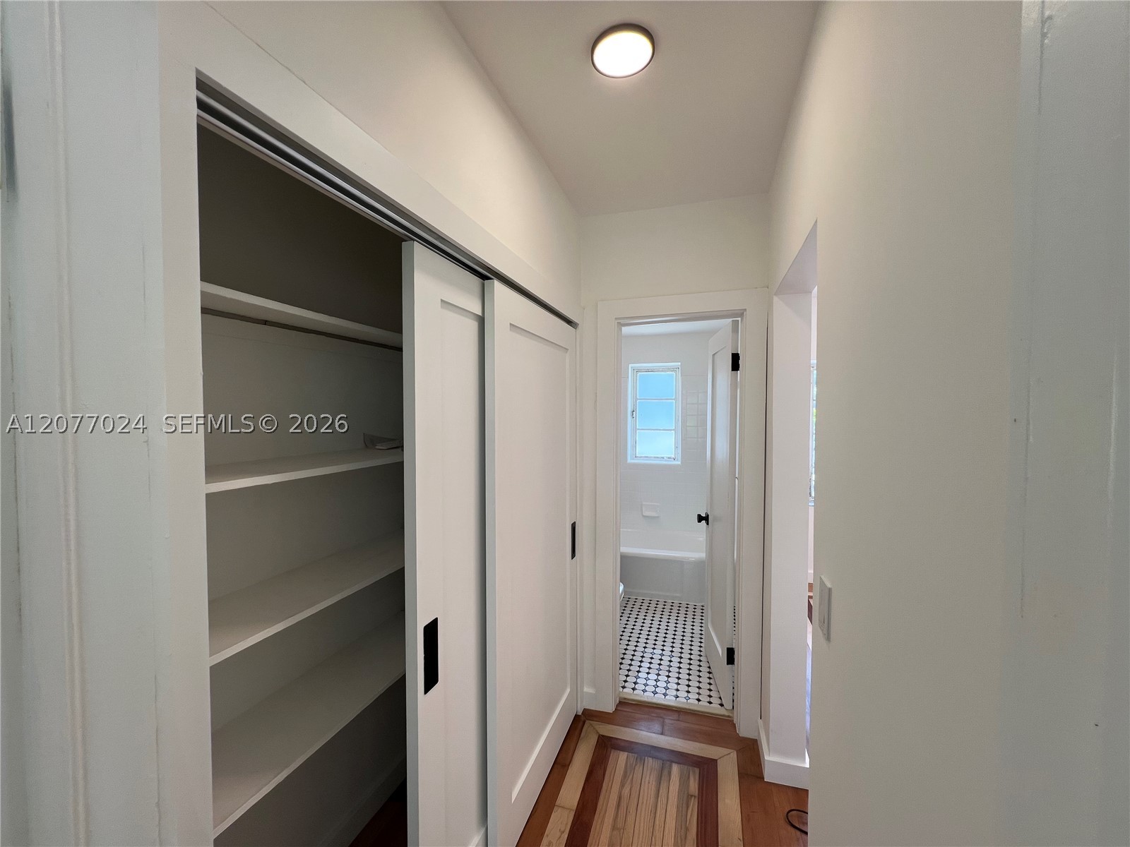 145 Ne 82nd Ter 7 Property Photo 11