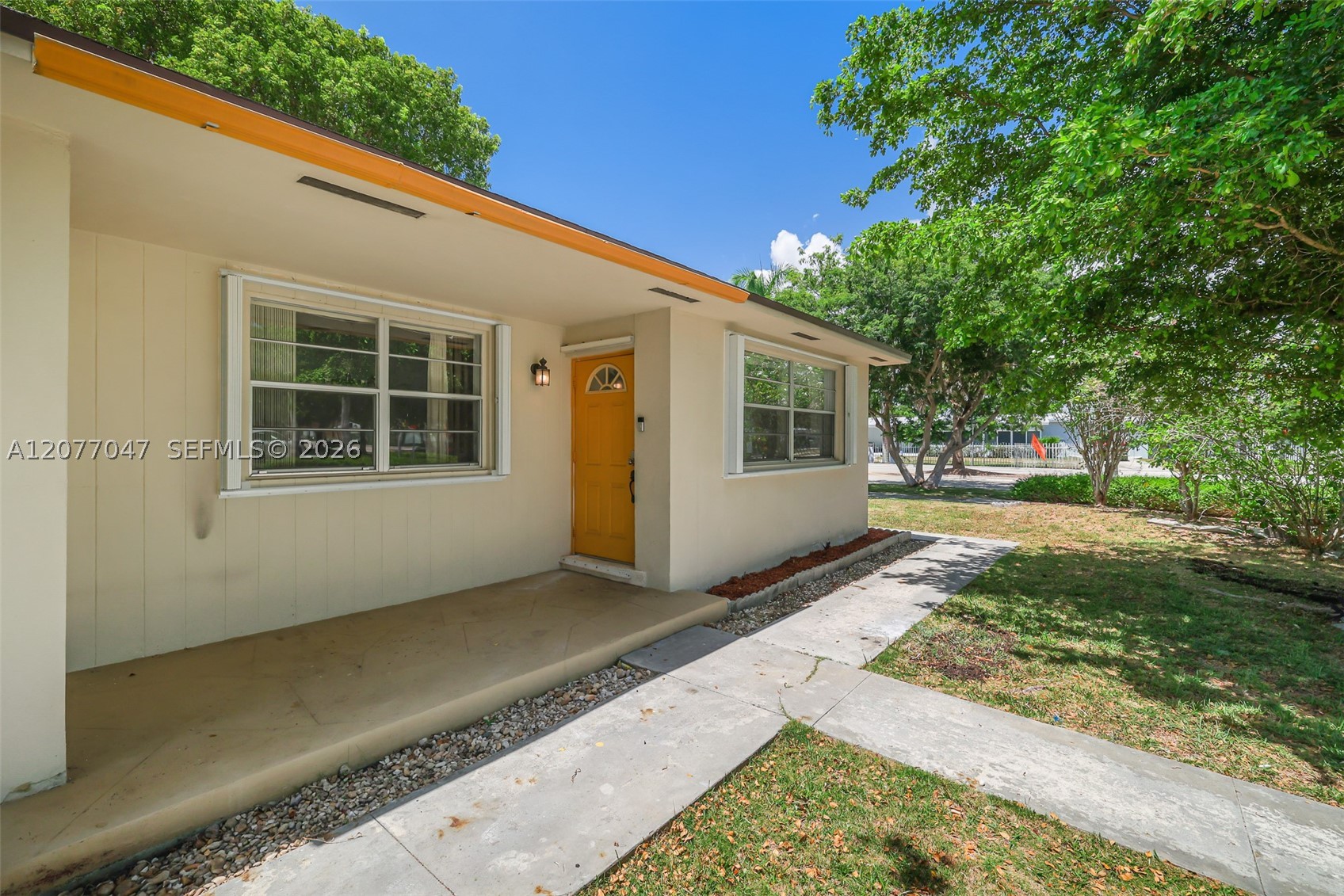 9354 Caribbean Blvd Property Photo 5