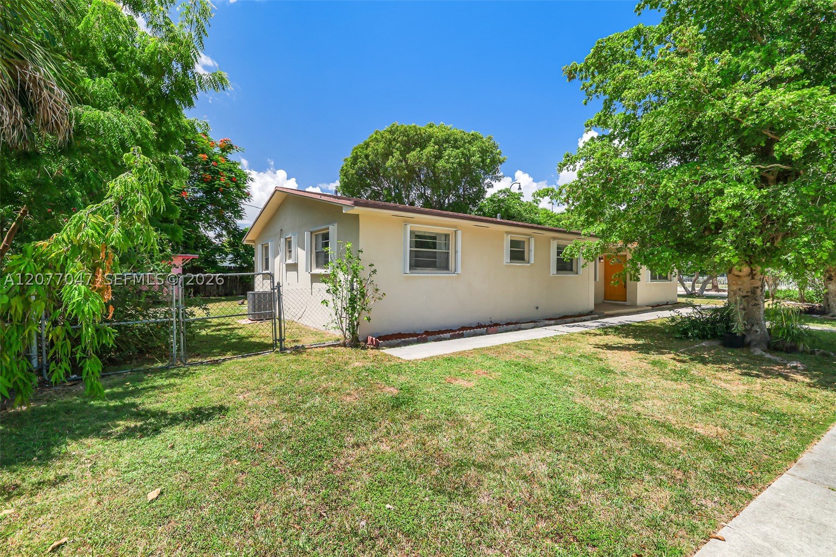 9354 Caribbean Blvd Property Photo 6