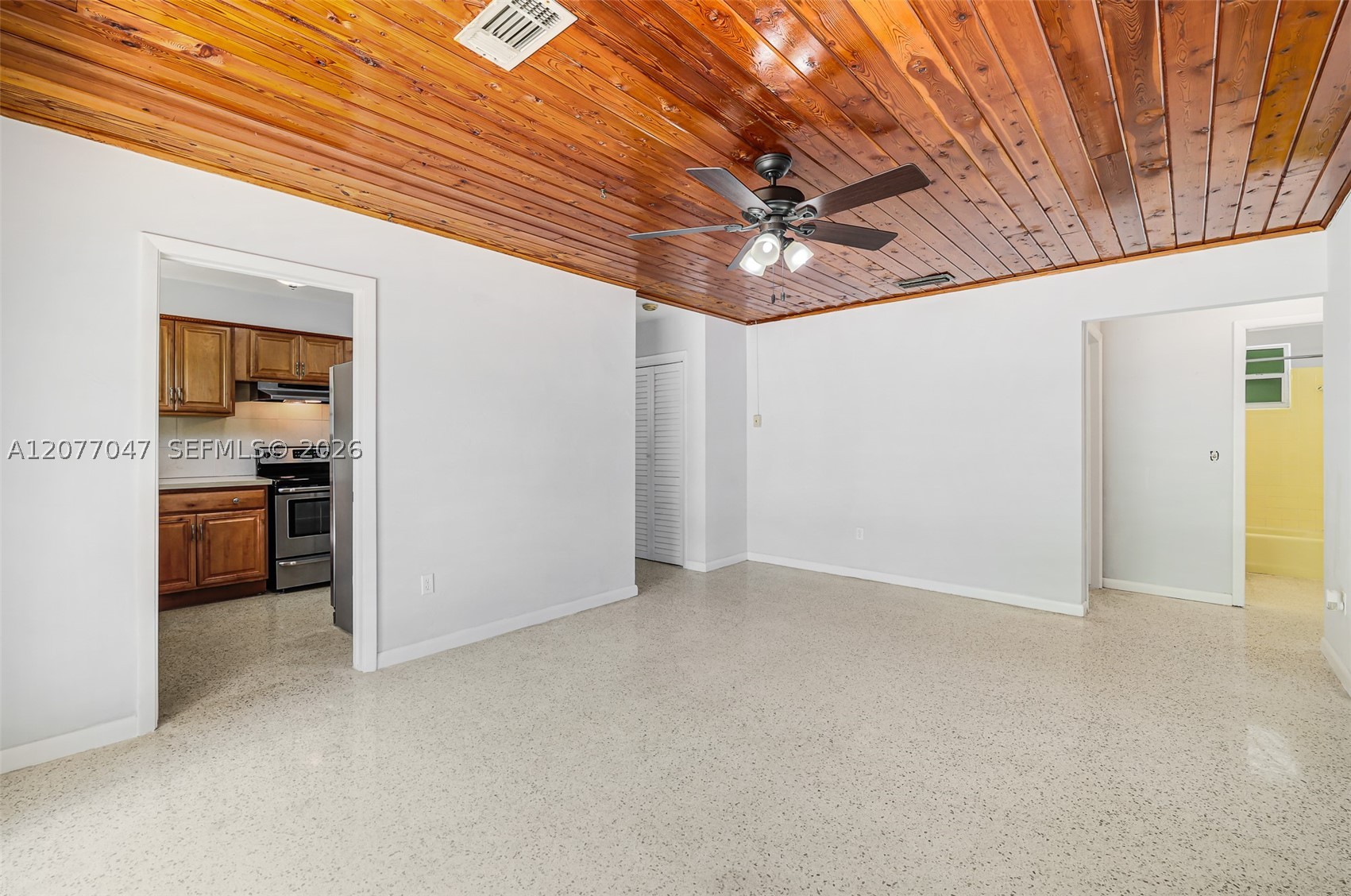 9354 Caribbean Blvd Property Photo 20