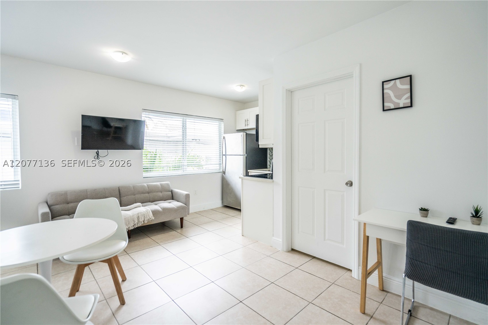 6971 Carlyle Ave 207 Property Photo 2