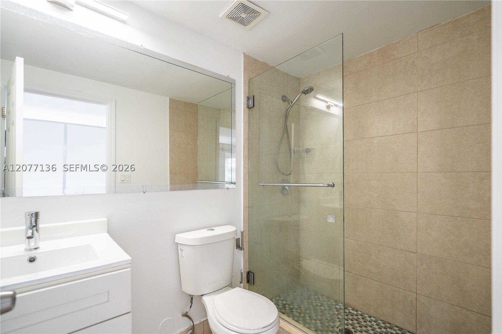6971 Carlyle Ave 207 Property Photo 11