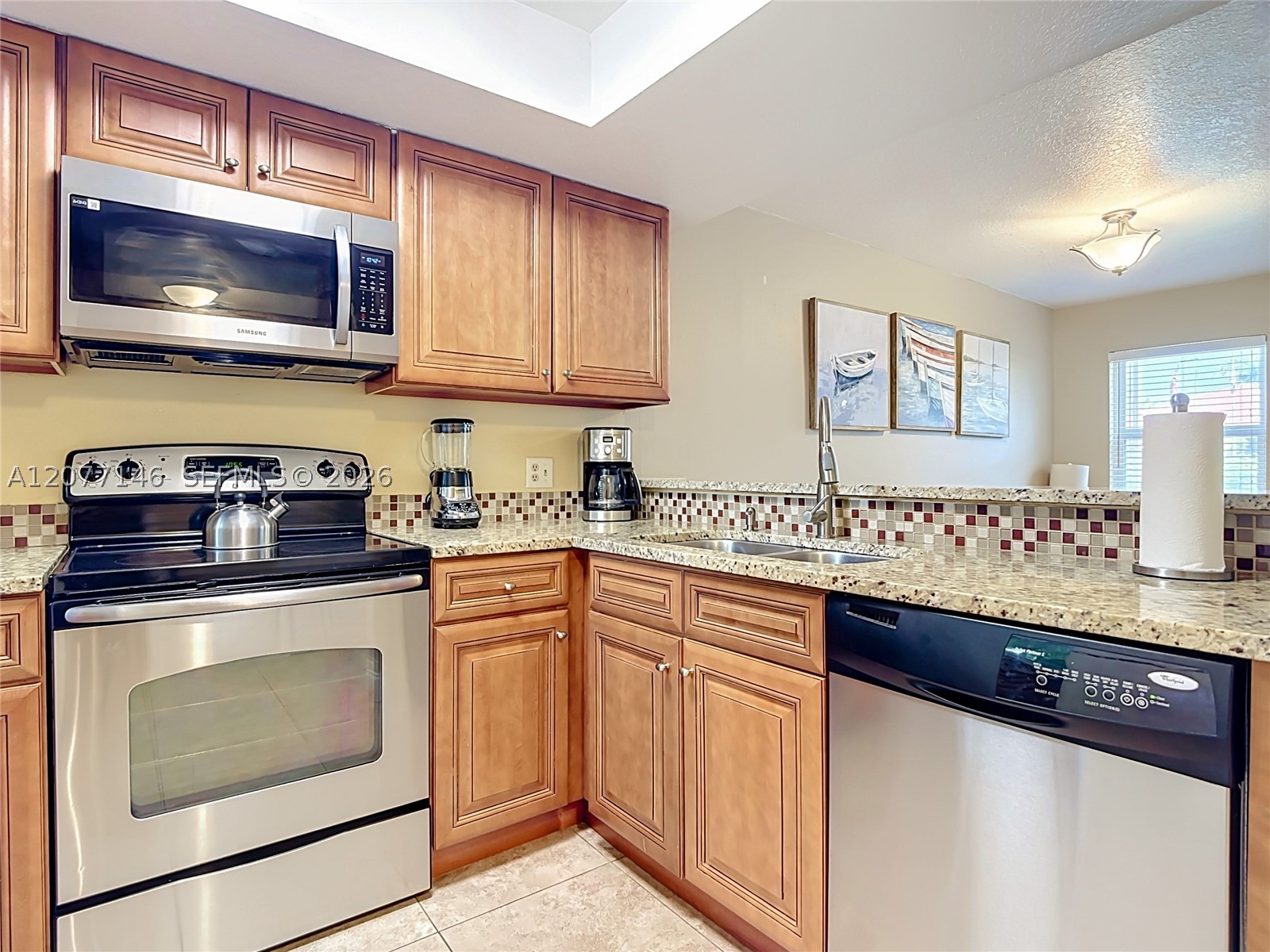 1007 Baseball And Boardwalk Ct Property Photo 12