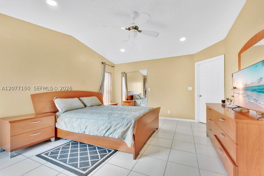 8021 Sw 158th Pl Property Photo 25