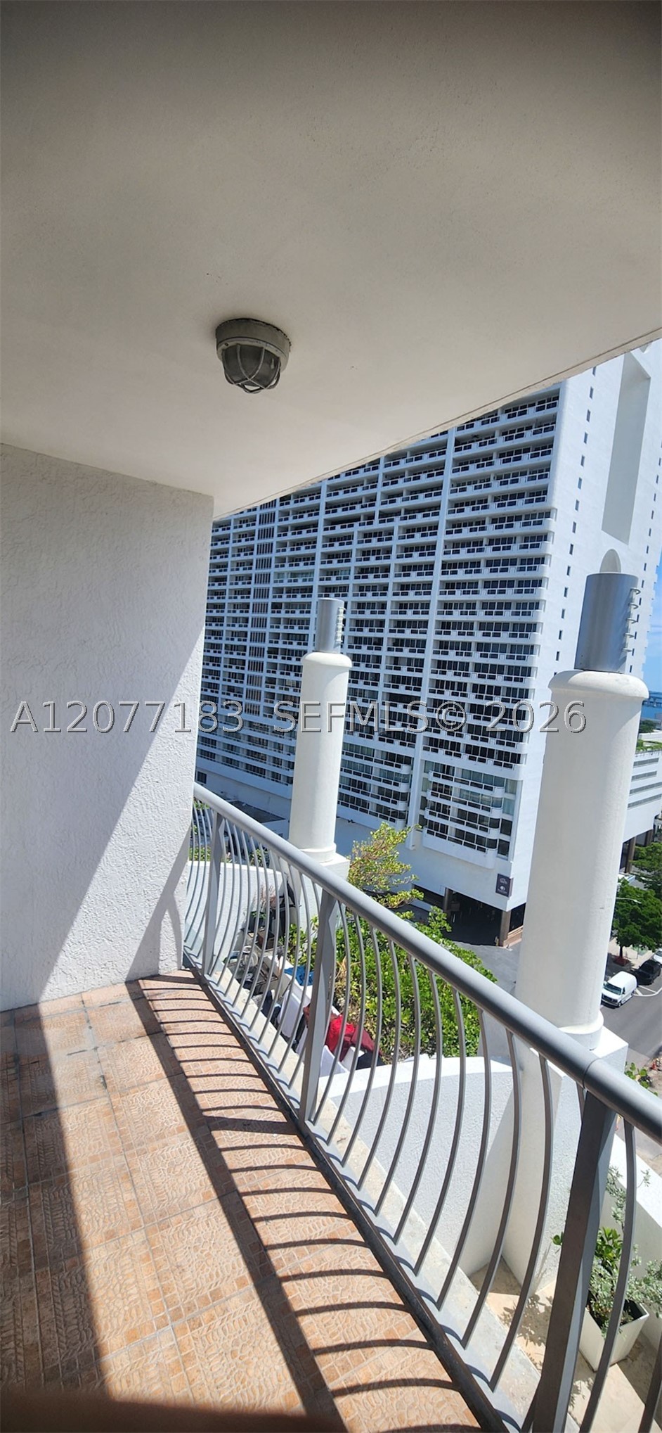 1750 N Bayshore Dr 1216 Property Photo 18