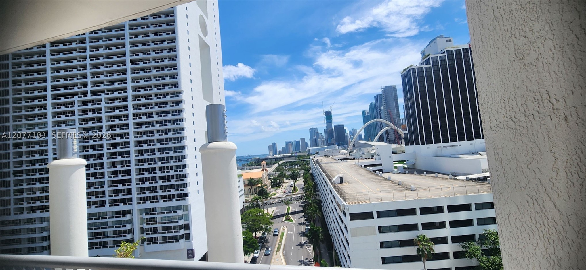 1750 N Bayshore Dr 1216 Property Photo 19
