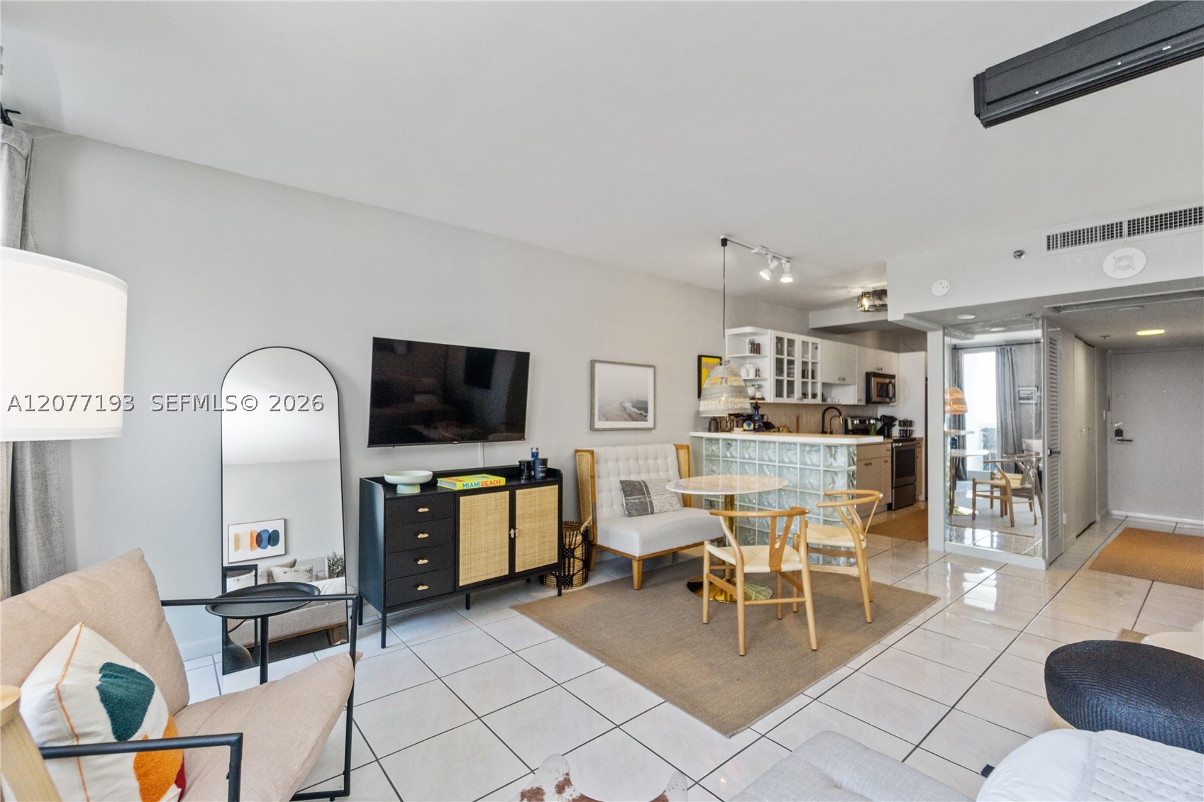 100 Lincoln Rd 1107 Property Photo 1