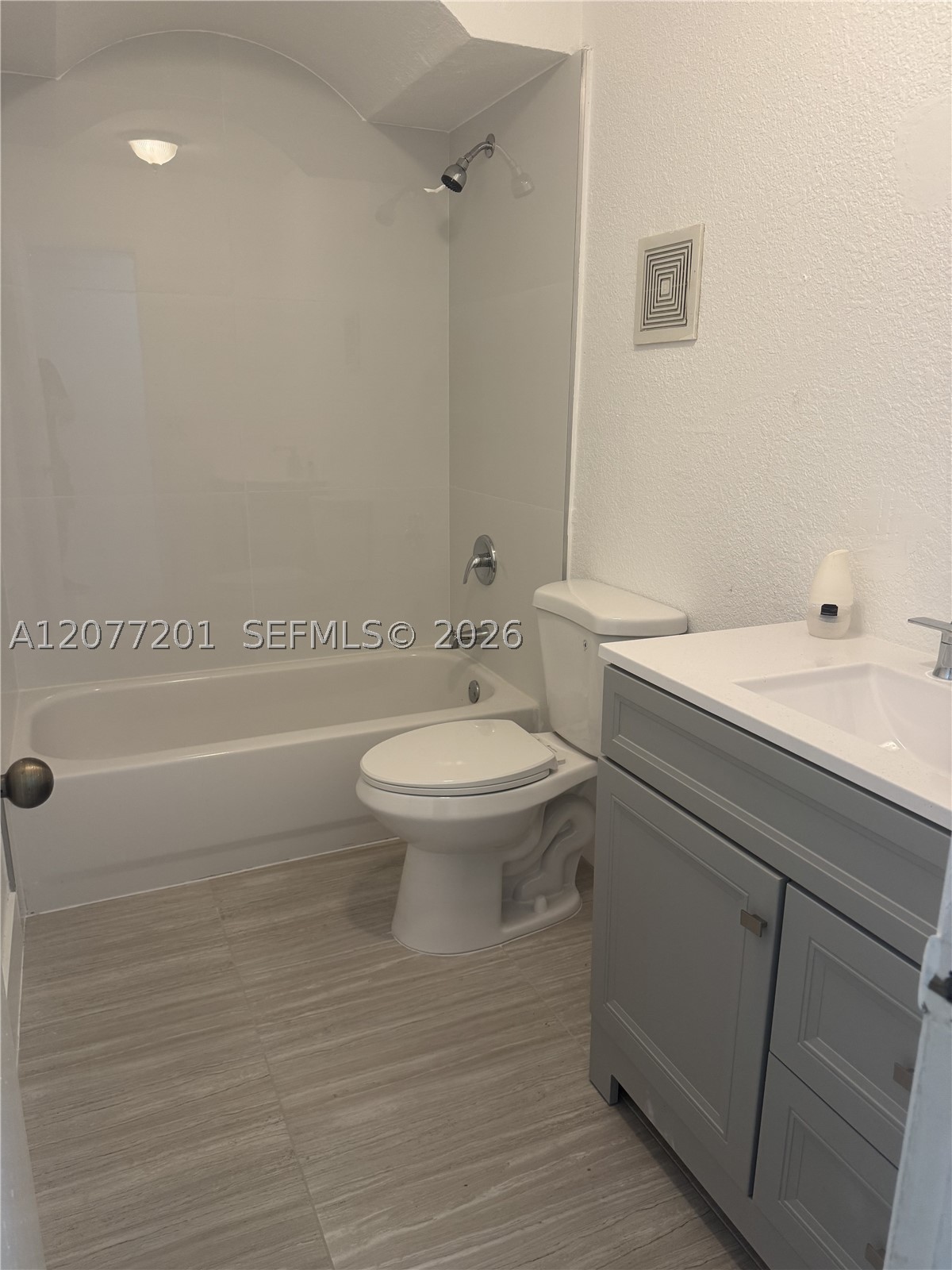 17255 Sw 95th Ave 211 Property Photo 6