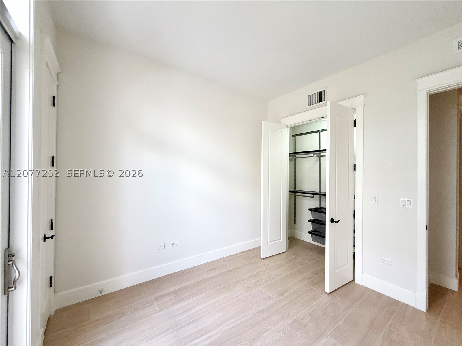 530 Valencia Ave 3 Property Photo 46