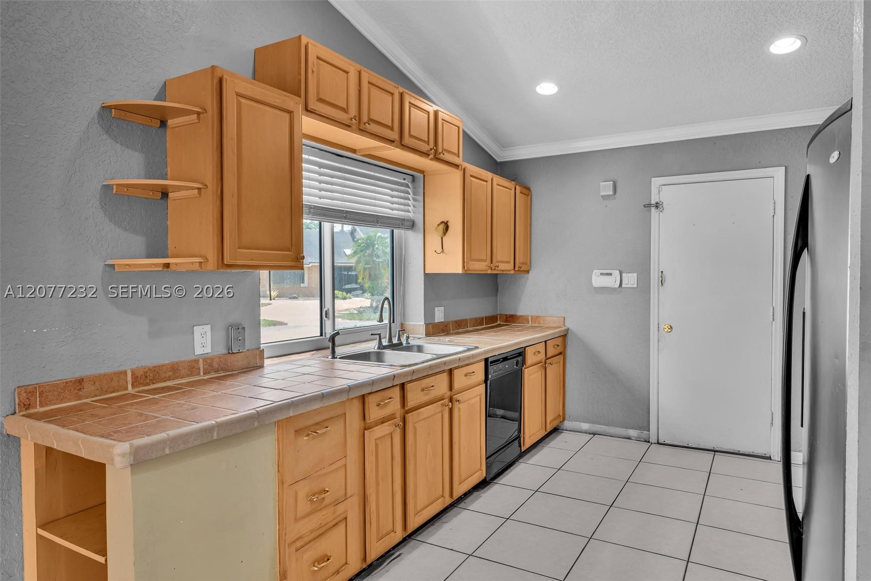 741 Sw 100th Ter Property Photo 11
