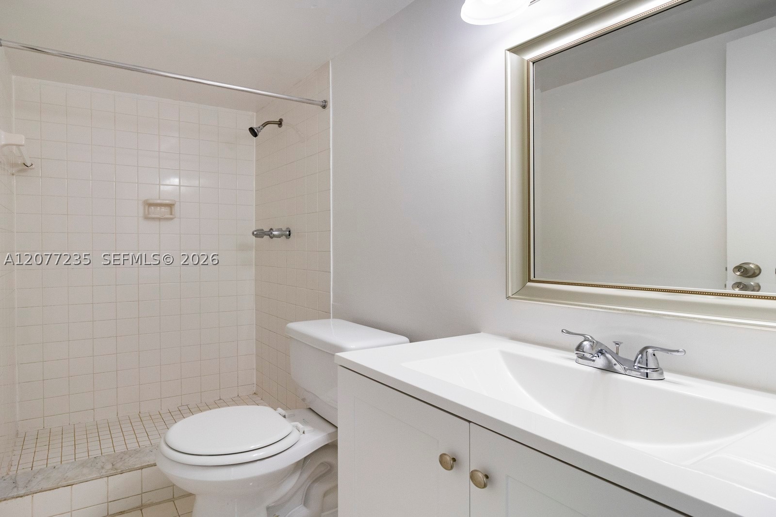 2920 Forest Hills Blvd A3a Property Photo 21