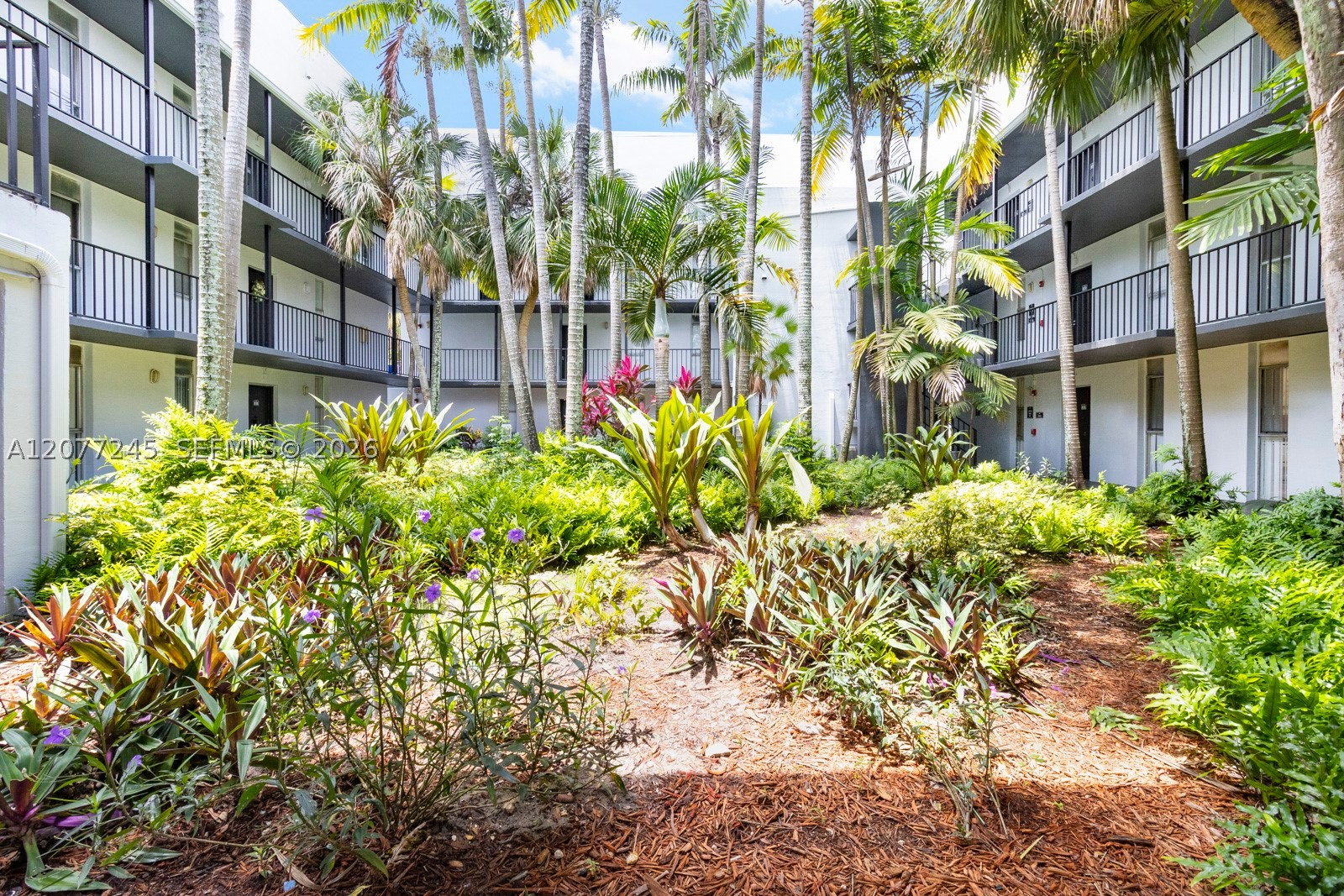 2940 Forest Hills Blvd C3l Property Photo 10