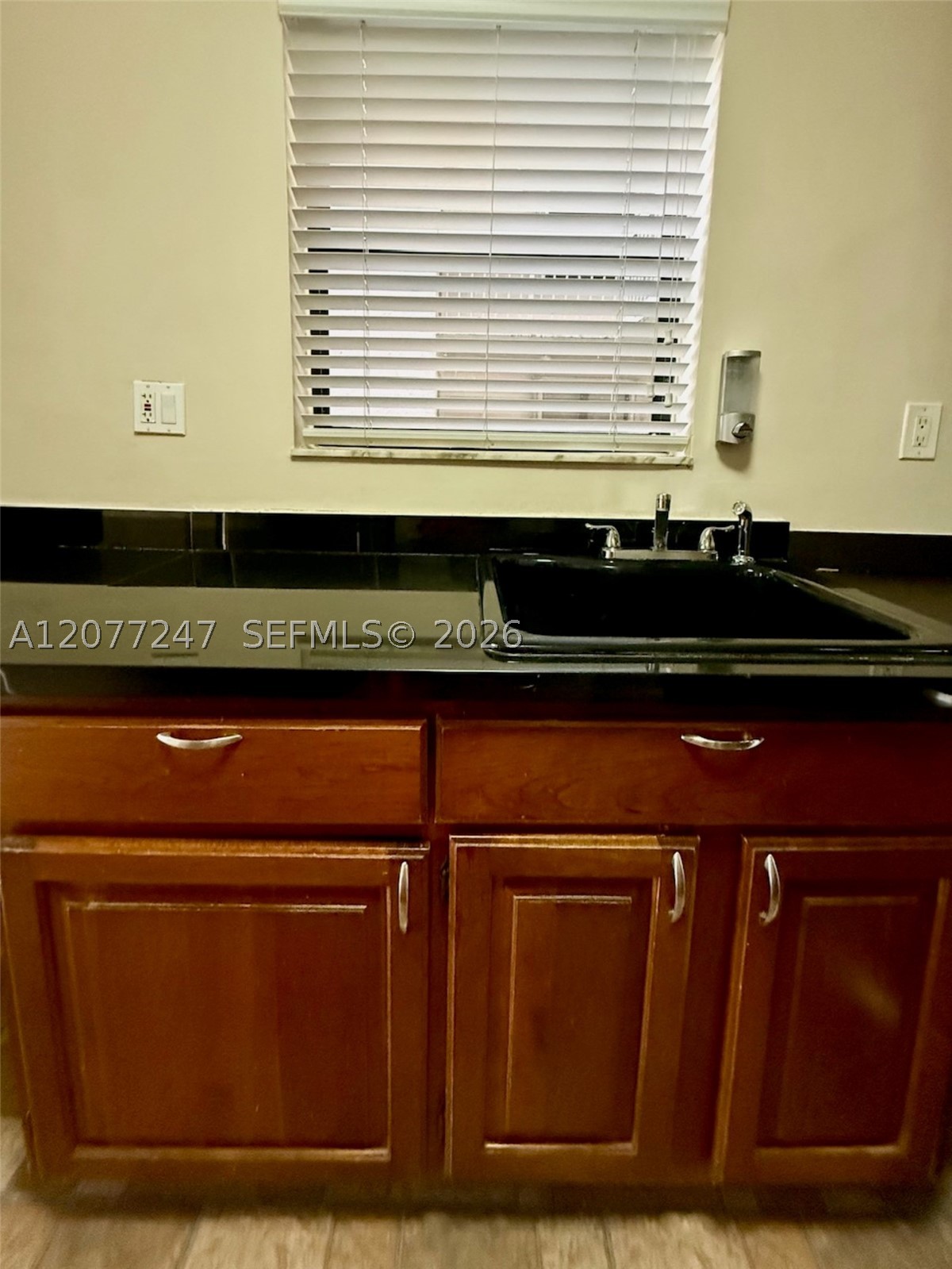 1121 Sw 122nd Ave 107-2 Property Photo 12