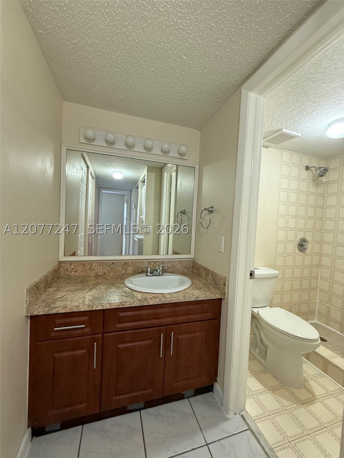 1121 Sw 122nd Ave 107-2 Property Photo 24