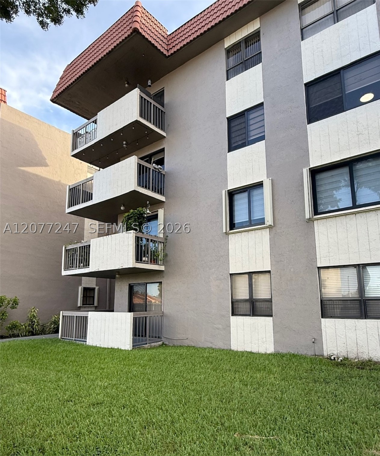 1121 Sw 122nd Ave 107-2 Property Photo 49