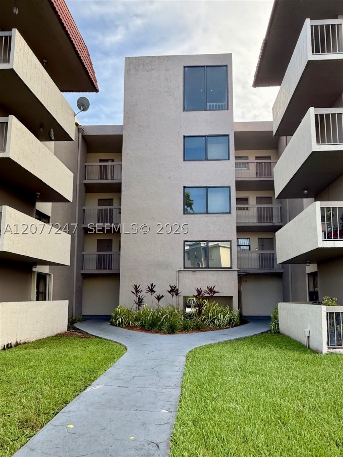 1121 Sw 122nd Ave 107-2 Property Photo 50