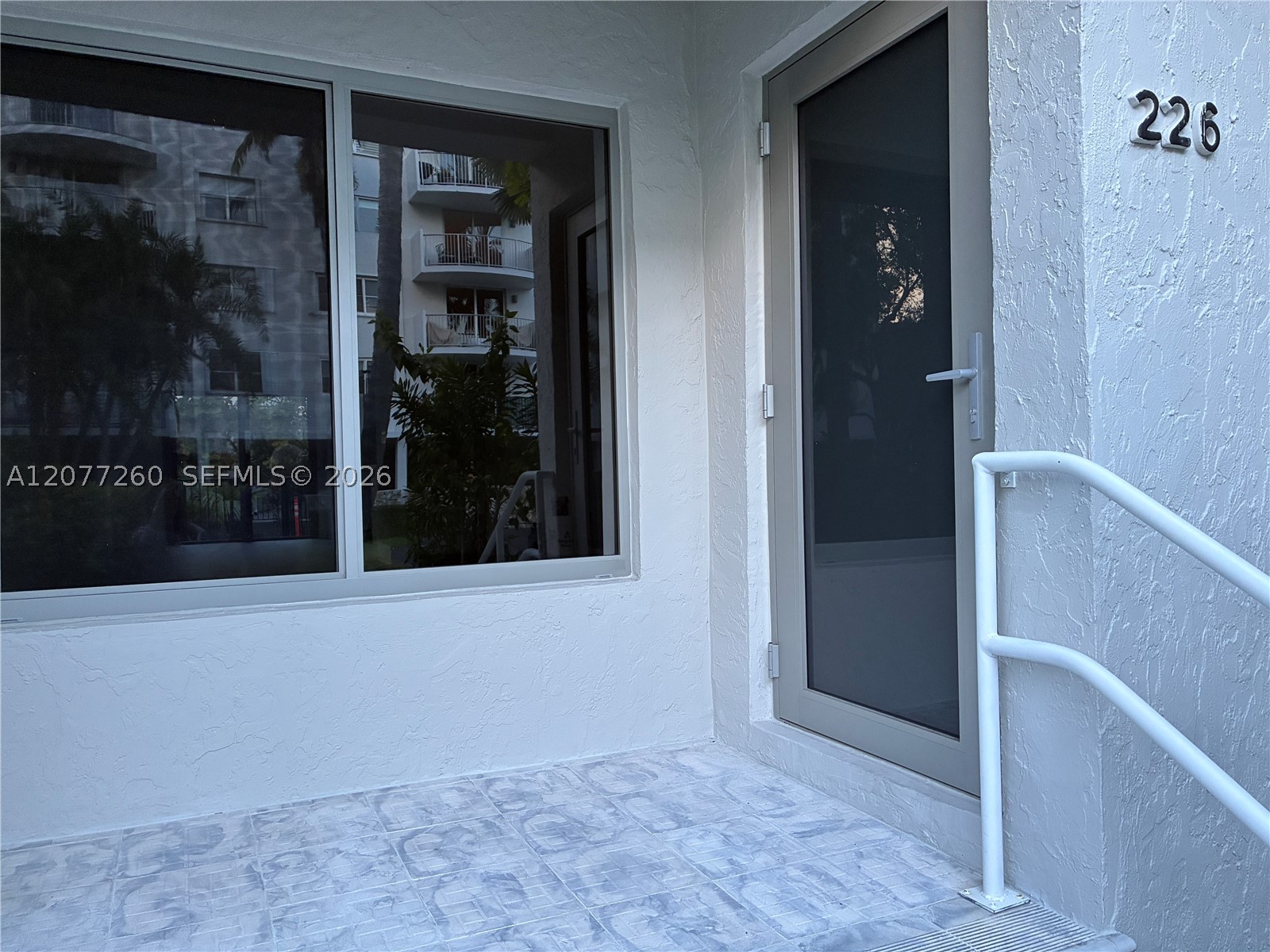 226 Sea View Dr 105 Property Photo 3