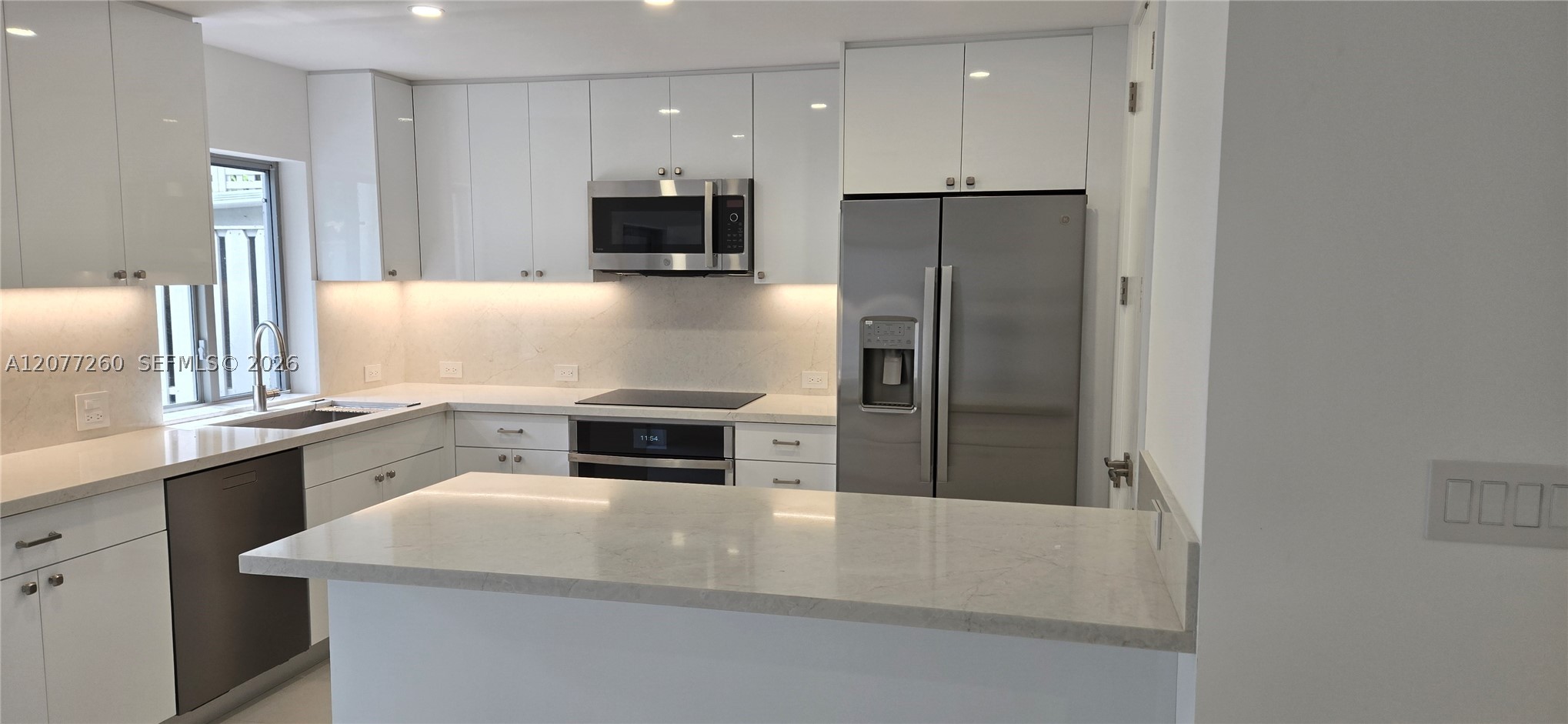 226 Sea View Dr 105 Property Photo 7