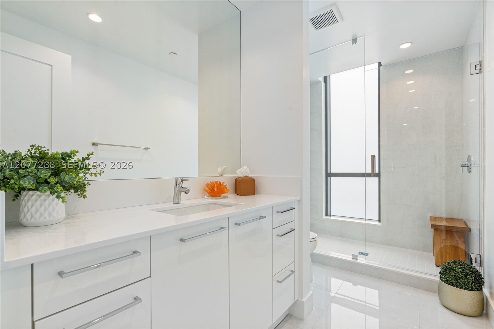 100 E Las Olas Blvd 4203 Property Photo 22