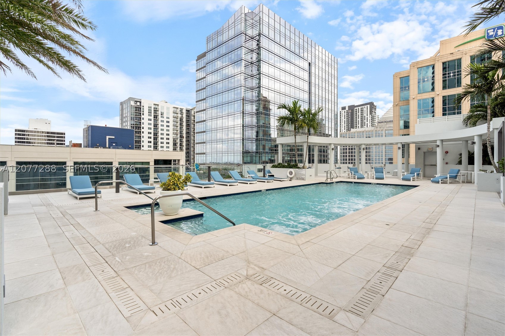100 E Las Olas Blvd 4203 Property Photo 27