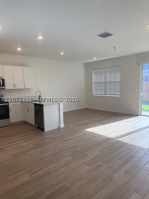 142 Ne 14th Ter Property Photo 9