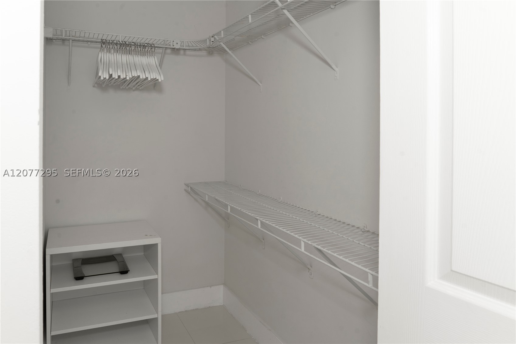 17050 N Bay Rd 406 Property Photo 25