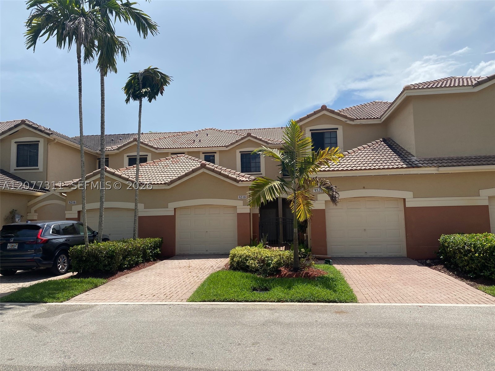 4218 Vineyard Cir 4218 Property Photo 1