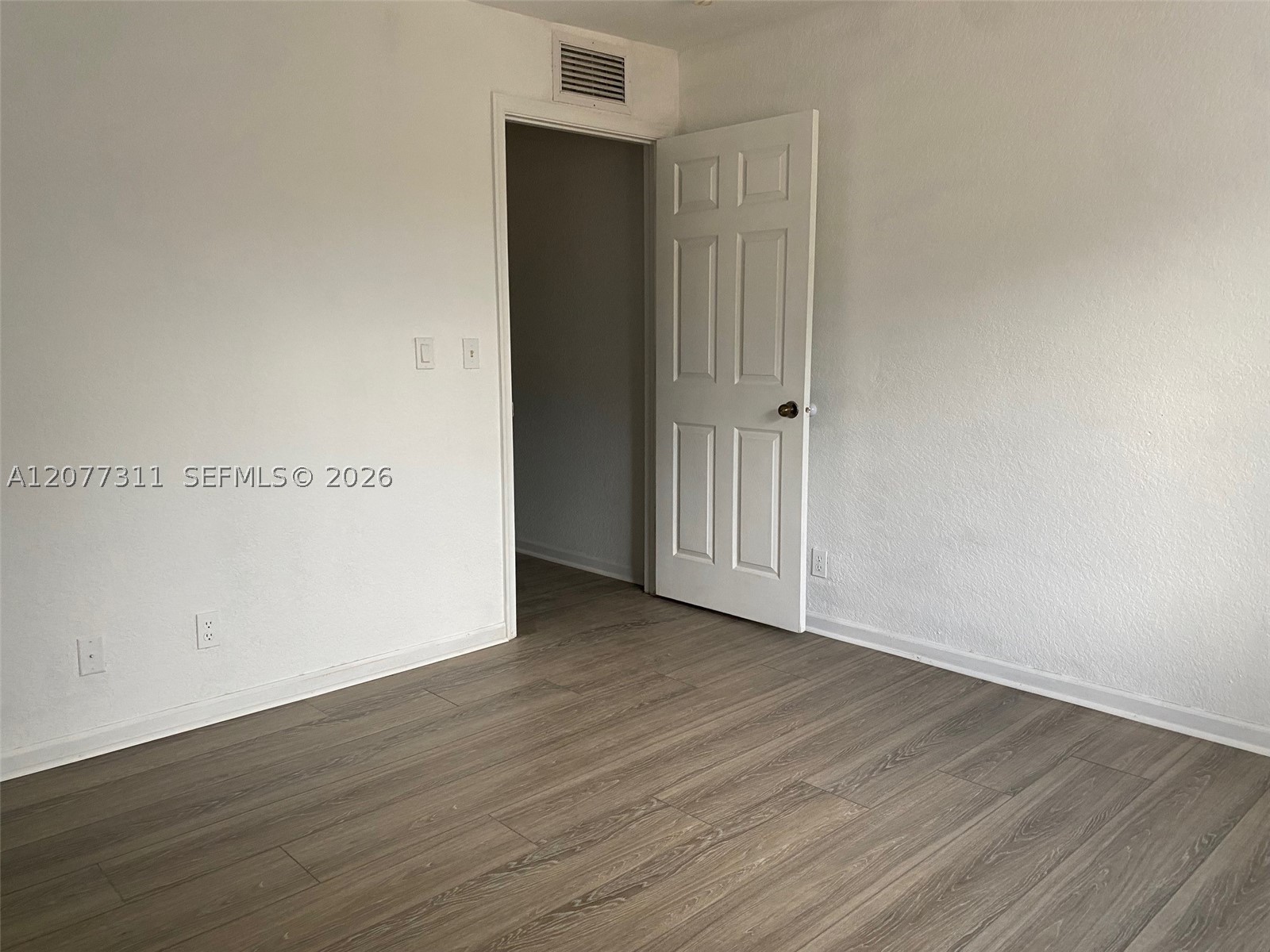 4218 Vineyard Cir 4218 Property Photo 11
