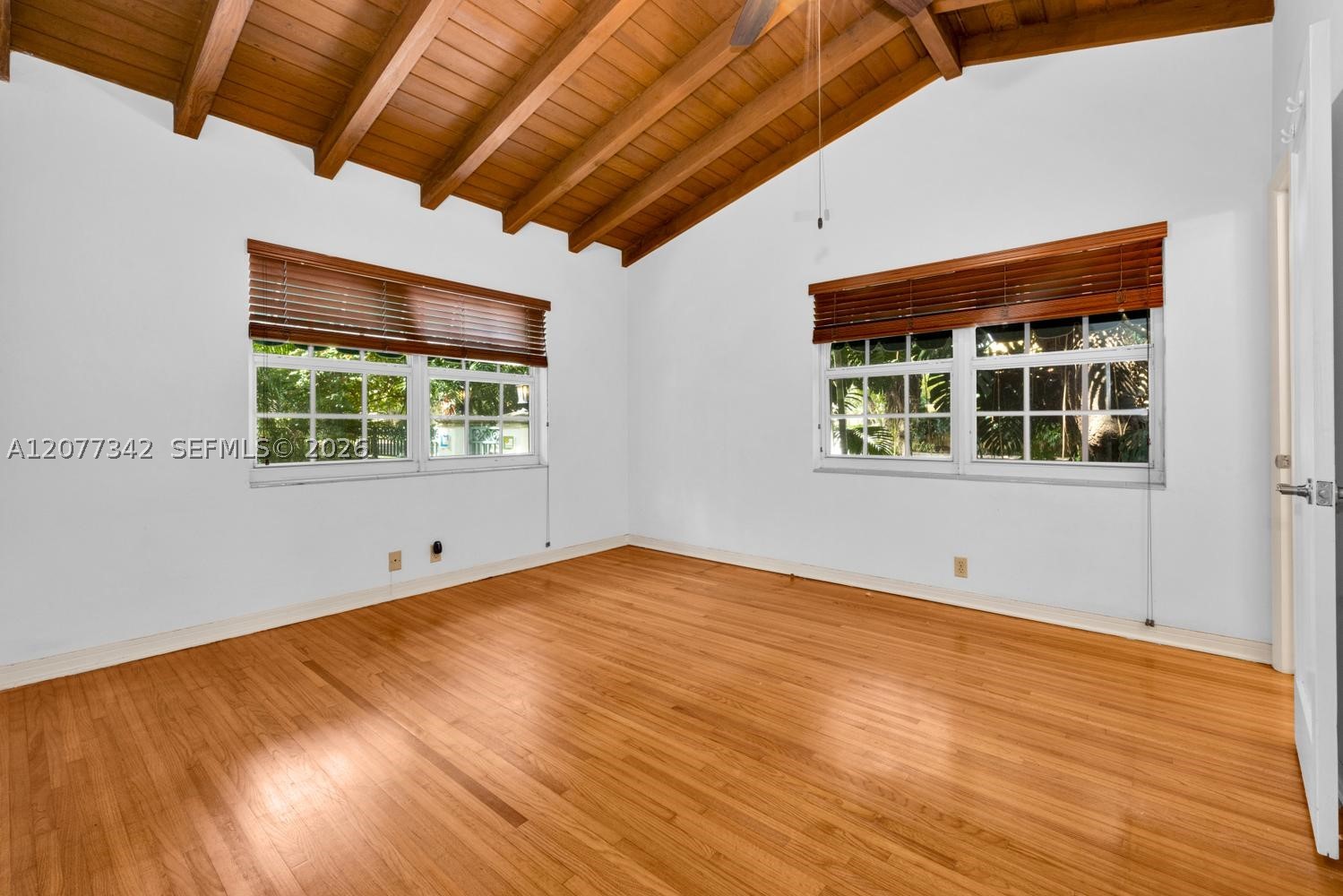 5111 Maggiore St Property Photo 18