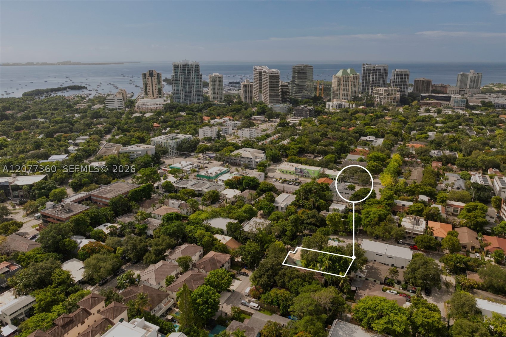 2952 Louise St Property Photo 1