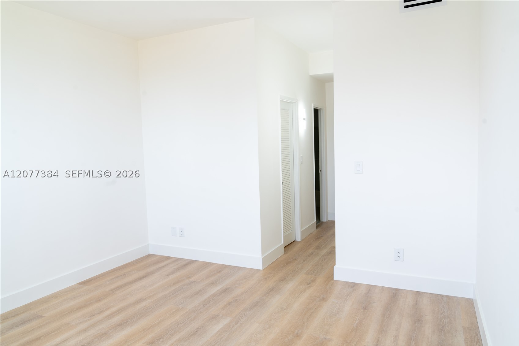 19390 Collins Ave Ph-24 Property Photo 13