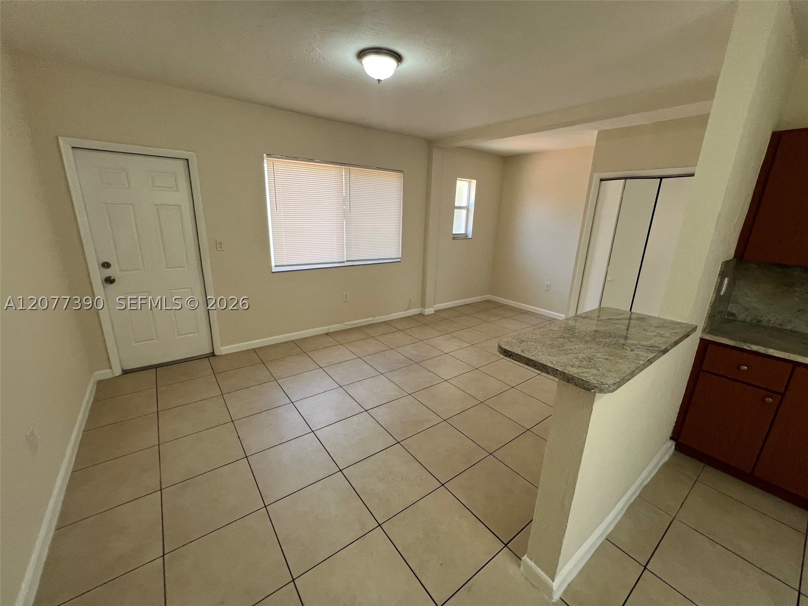 686 NE 85th St 3B Property Photo 1