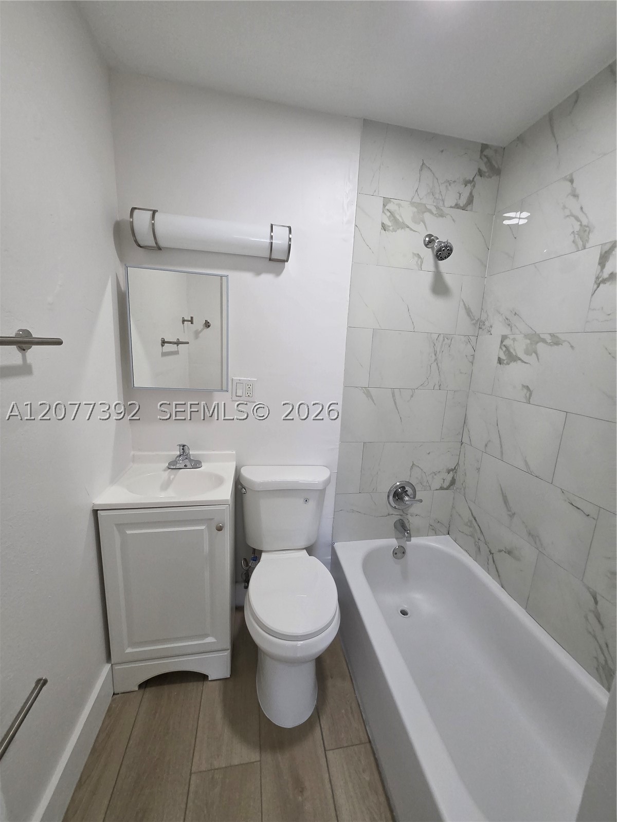 2326 Sw 9th St 1 Property Photo 9