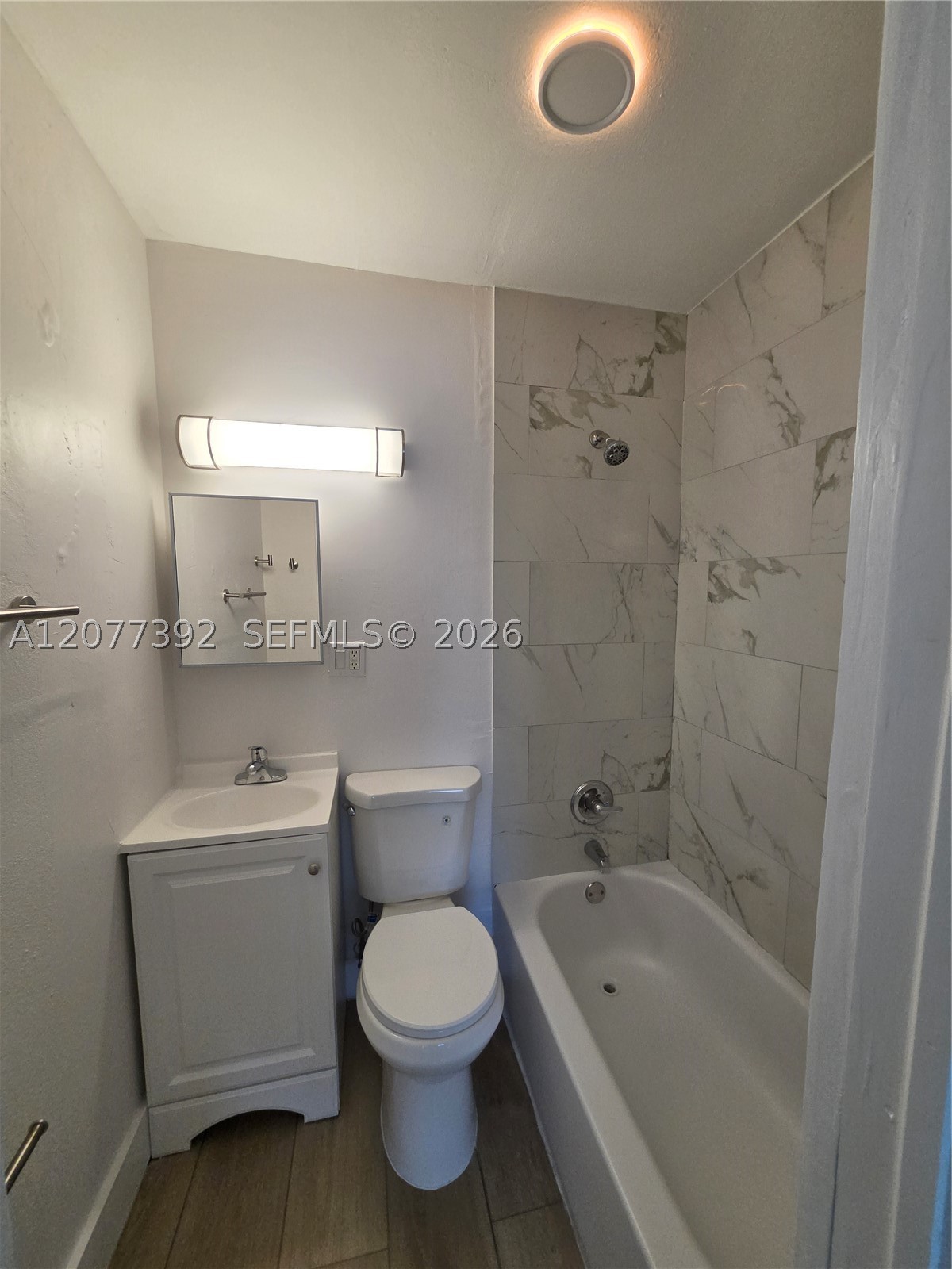 2326 Sw 9th St 1 Property Photo 10