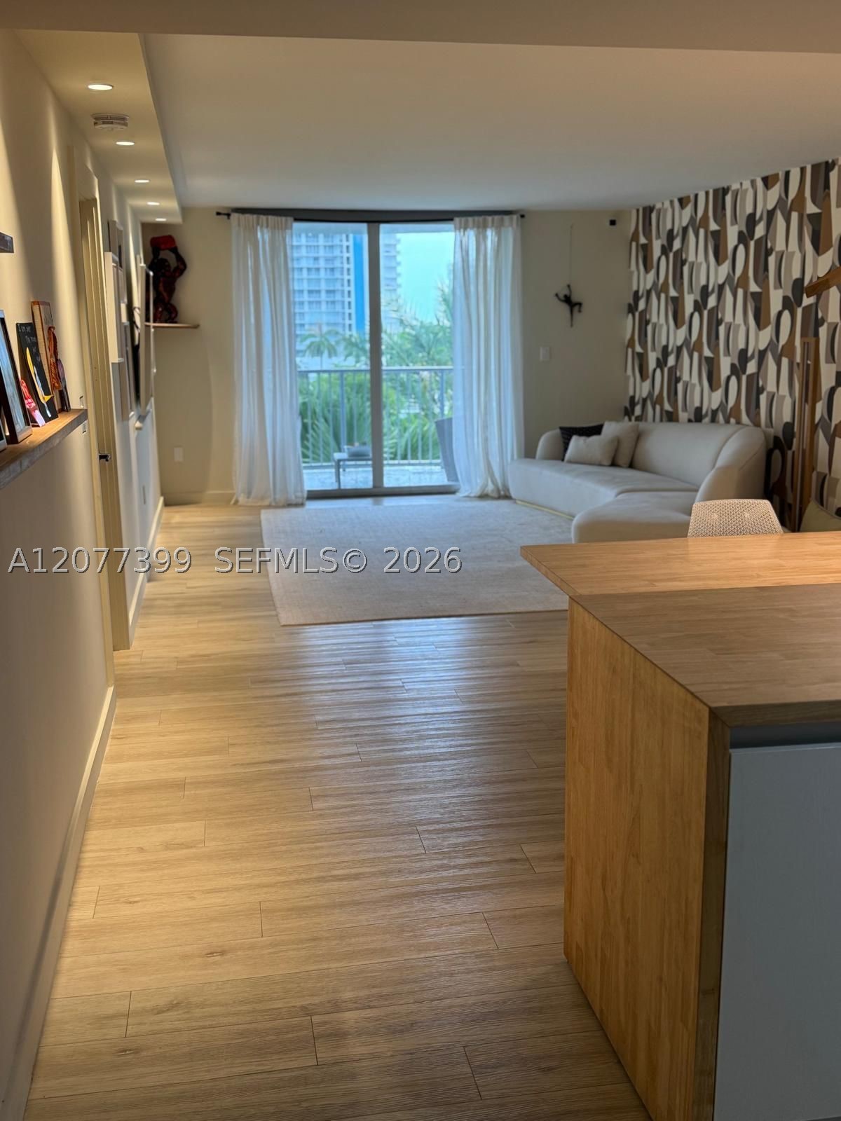 210 Sea View Dr 608 Property Photo 1