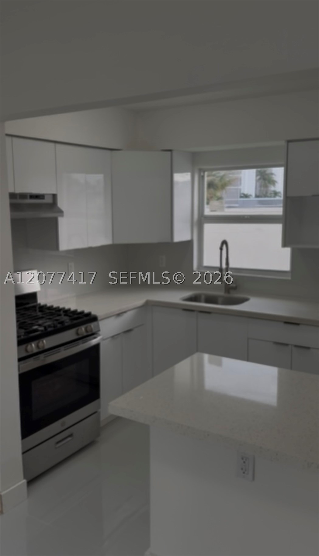 1943 71st St 1 Property Photo 3