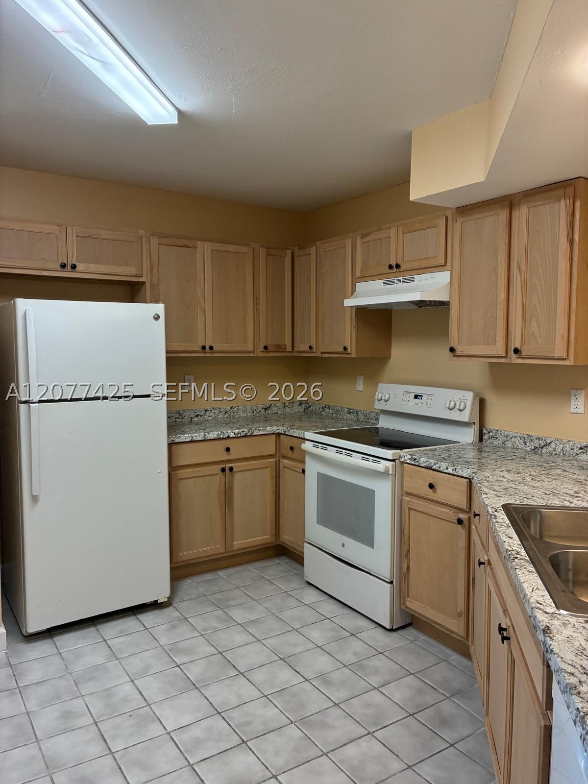 1051 Jefferson Dr 1051h Property Photo 6