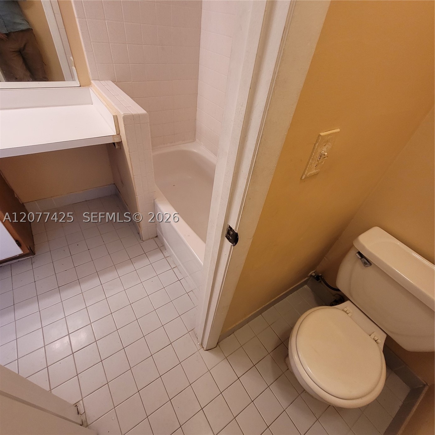 1051 Jefferson Dr 1051h Property Photo 12