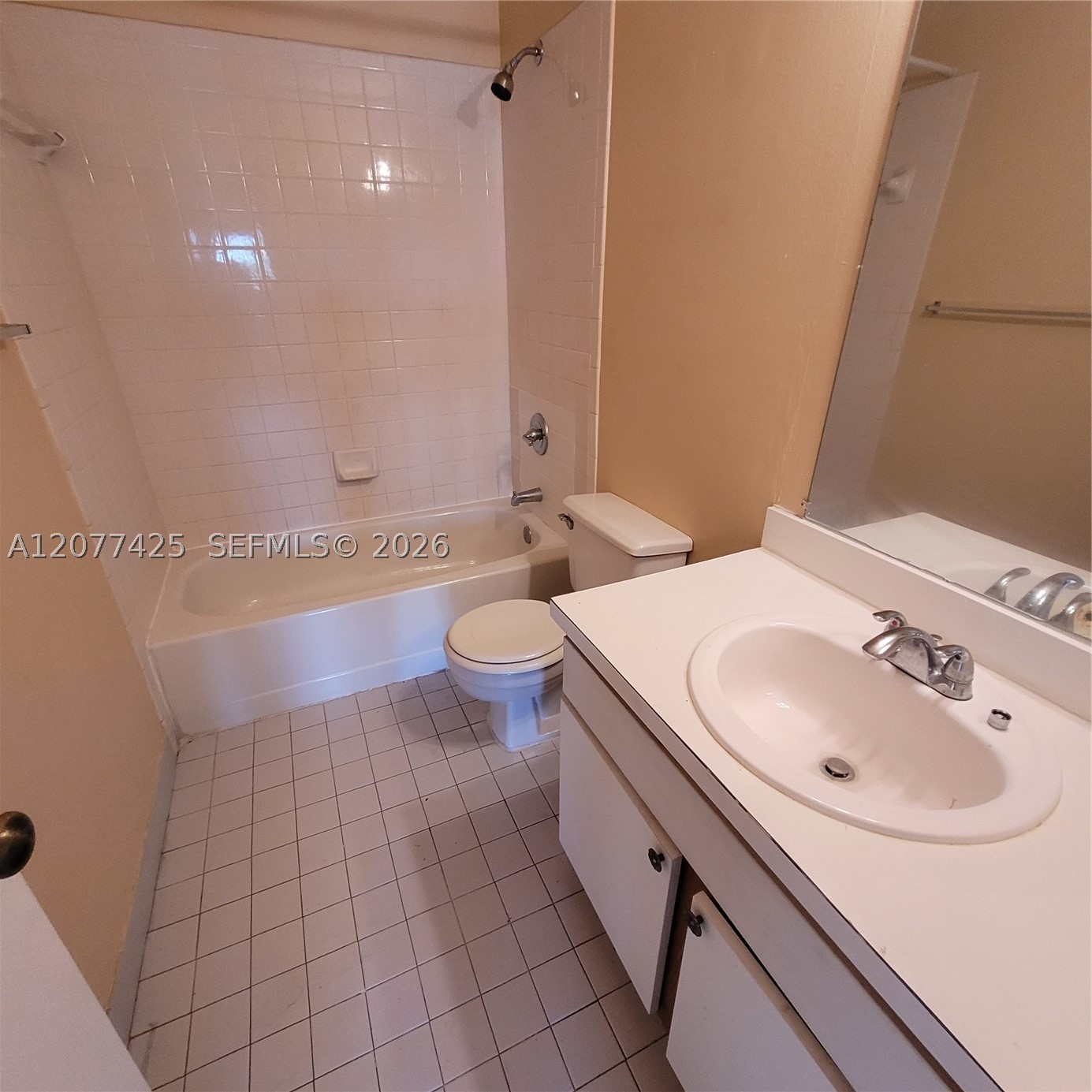 1051 Jefferson Dr 1051h Property Photo 13