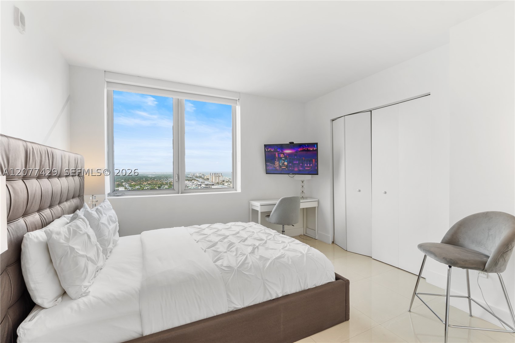 2600 E Hallandale Beach Blvd T2802 Property Photo 17