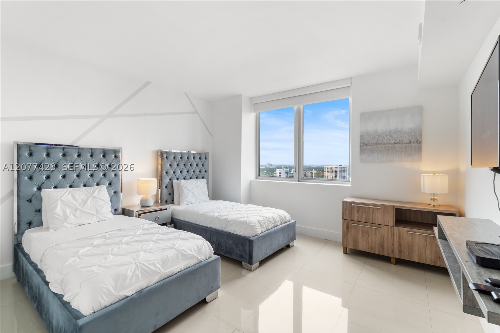 2600 E Hallandale Beach Blvd T2802 Property Photo 19
