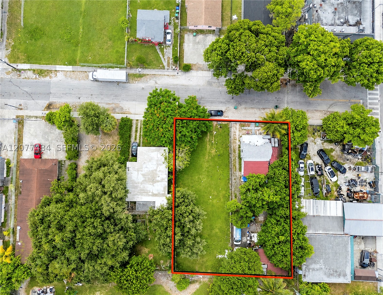 649 Nw 65th St Property Photo 4