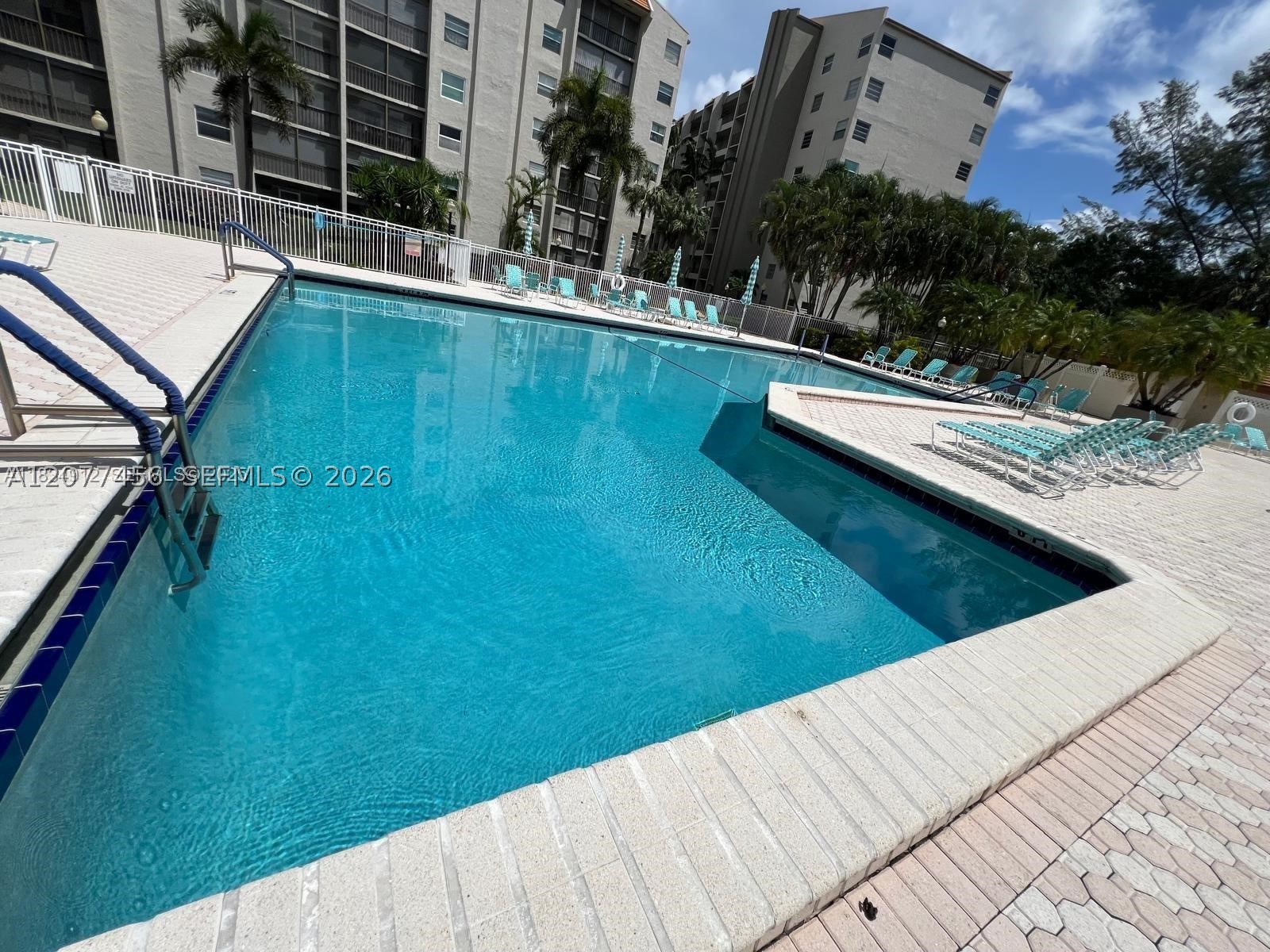 3910 Inverrary Blvd 603-b Property Photo 16