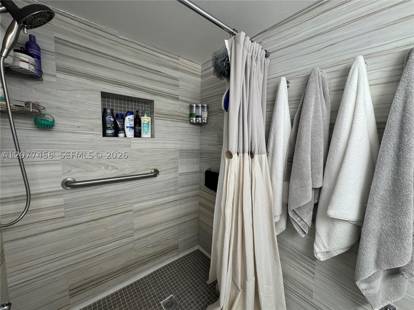 3910 Inverrary Blvd 603-b Property Photo 27