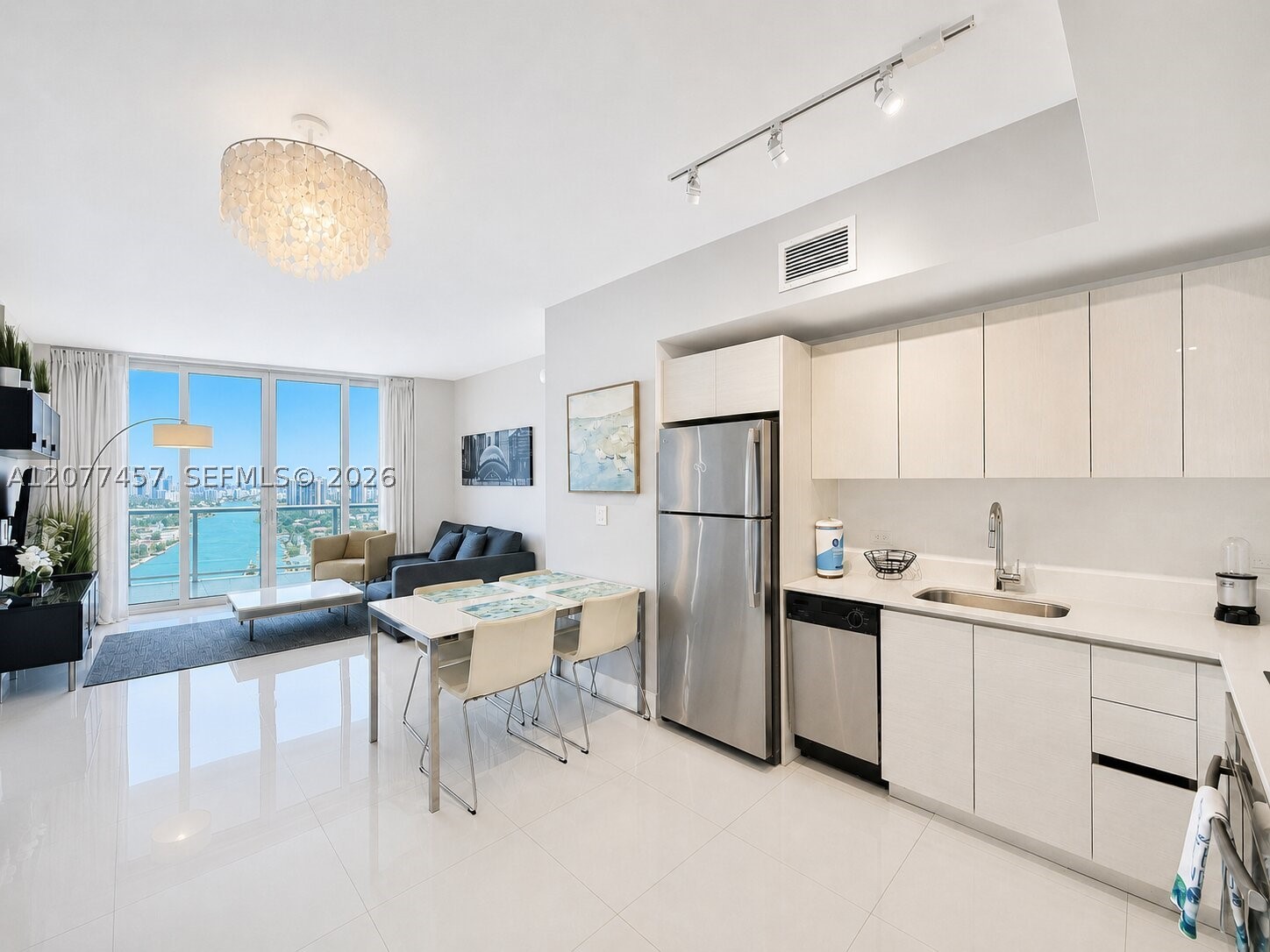 2600 E Hallandale Beach Blvd T3203 Property Photo 3