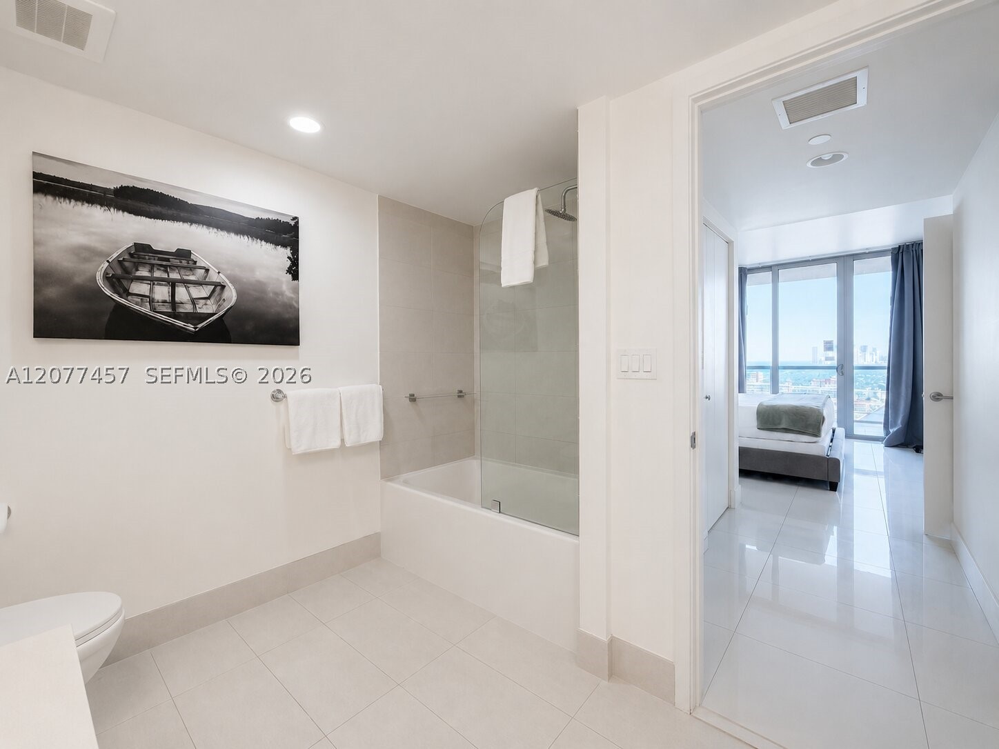 2600 E Hallandale Beach Blvd T3203 Property Photo 7