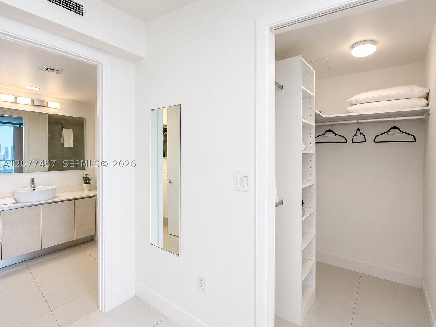 2600 E Hallandale Beach Blvd T3203 Property Photo 16
