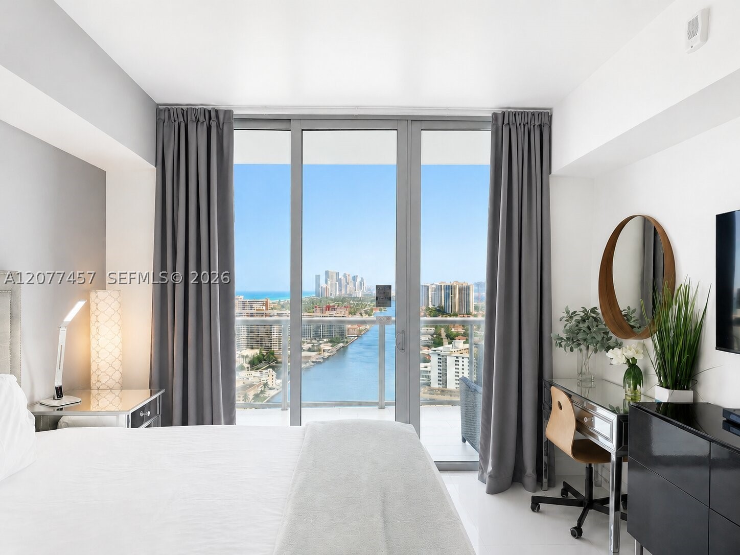 2600 E Hallandale Beach Blvd T3203 Property Photo 20