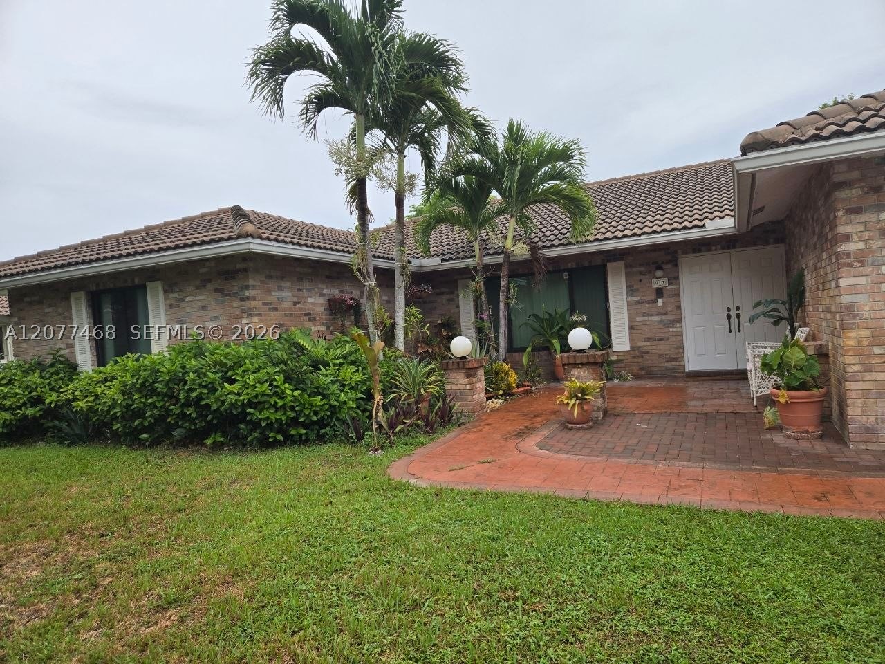 913 Nw 110th Ln Property Photo 1