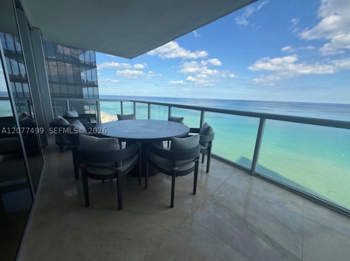 17121 Collins Ave 1807 Property Photo 16